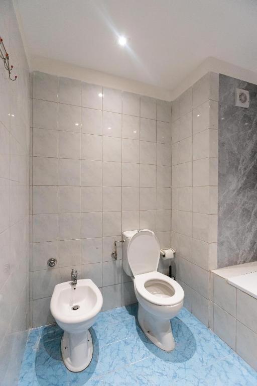 Light-2 Lovely Apartment In Tirana Exterior photo